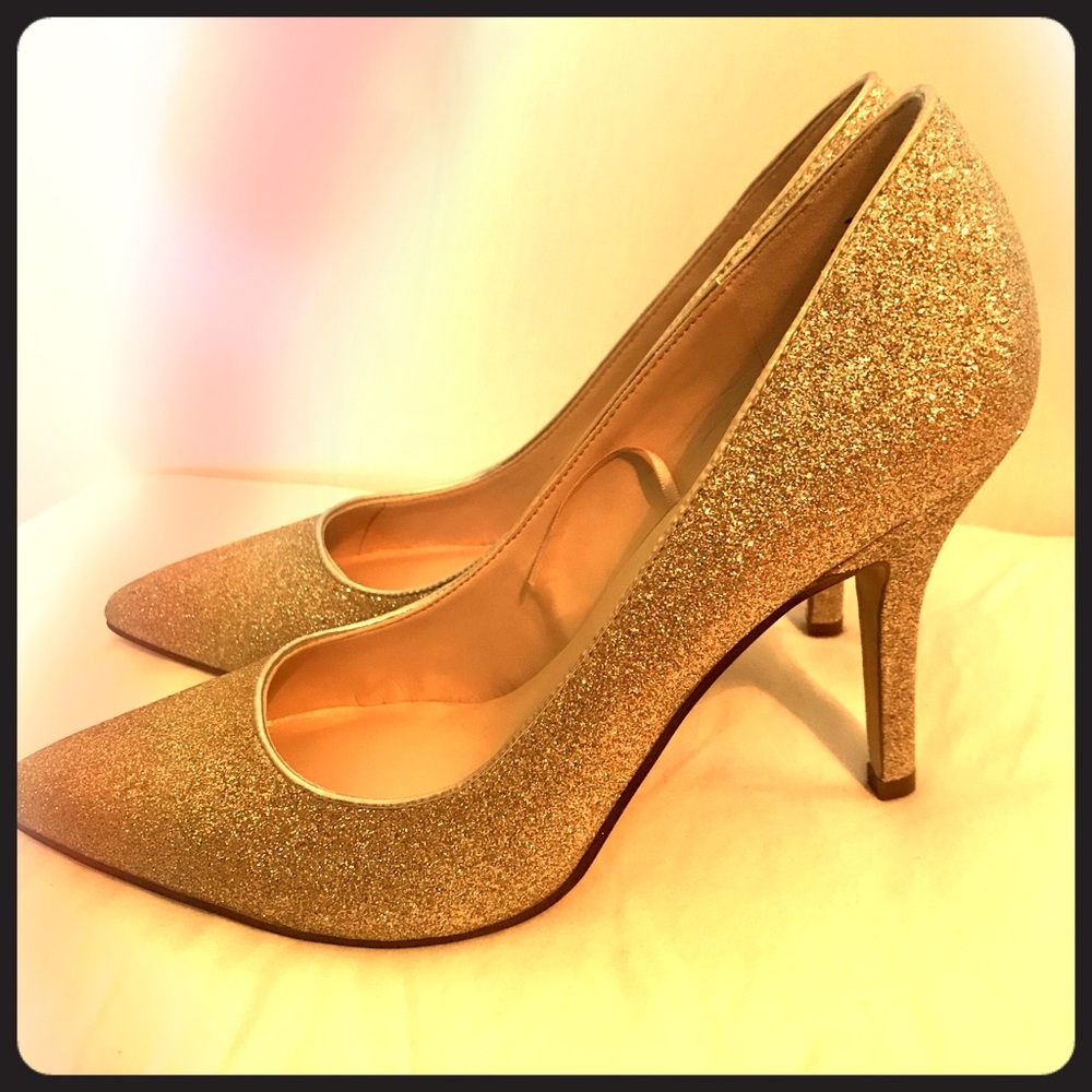 *NEW* Nine West Gold Glitter Stiletto Pumps